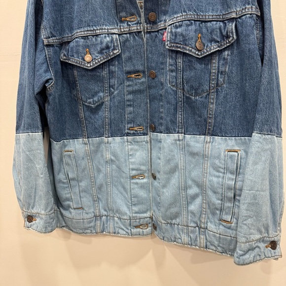 Levi’s Baggy Trucket Jacket Denim Two-Tone Small - Picture 4 of 8